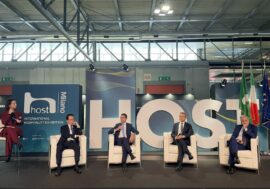 Ai padiglioni di Fiera Milano al via Host 2025: la rassegna mondiale dedicata alla ristorazione e all’accoglienza