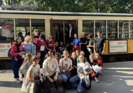 Milano, da piazza Castello partito il “Tram della Salute Mentale”
