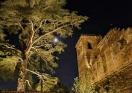 Al Castello Quattro Torri di Arignano arriva Halloween. E la notte delle streghe, si illumina di paura