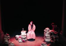 Il “Canto di Natale” di Dickens raccontato da Arianna Scommegma al Teatro Gerolamo di Milano