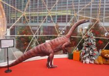 Milano, in piazza Città di Lombardia in mostra il dinosauro “Dino Fraele”