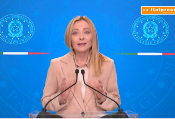 Carburanti, Meloni: “Pronti a intervenire di nuovo con accise mobili”