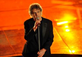 Festival Sanremo 2026, premio alla carriera a Fausto Leali