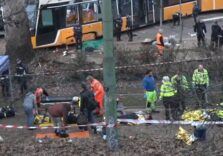 Tram deraglia a Milano, 2 morti e diversi feriti