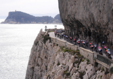 Ciclismo, la Milano-Sanremo aspetta Pogačar che cerca la prima vittoria nella Classicissima