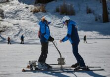 Scienza e tecnica: Michel Roccati, atleta paraplegico con lesione midollare completa, torna a sciare in piedi e in autonomia
