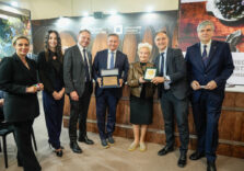 Vinitaly 2026: Bruna Gritti Cerea, Iginio Massari e Maurizio Zanella premiati come ambasciatori della cultura enogastronomica lombarda