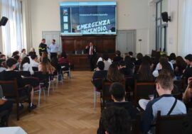 All’Istituto Moreschi di Milano presentato l’opuscolo di Regione Lombardia “Emergenza incendio” 