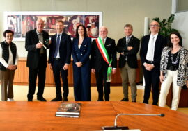 Premiato per la sua arte dal Consiglio regionale lombardo il ‘cavaliere di ferro’ comasco Giovanni Peduzzi