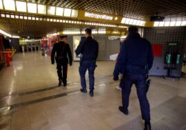 Serie di rapine sui mezzi di trasporto pubblico metropolitano a Milano, arrestati quattro giovani