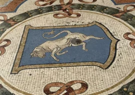 Milano, al via il restauro del Toro nell’Ottagono in Galleria Vittorio Emanuele II