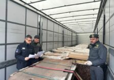 A Chiasso sequestrato un tir con oltre 24 tonnellate di zinco, un denunciato