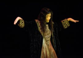Milano, al Teatro No’hma Elena Bucci porta in scena ‘Ritratto di Bambola’