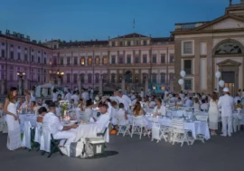 Monza cambia colore: torna la magia della Cena in Bianco alla Villa Reale