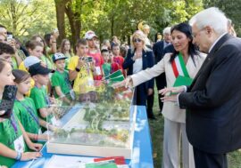 Mattarella a Seveso a cinquant’anni dal disastro ambientale: “Intollerabile irresponsabilità dei vertici aziendali” / Video