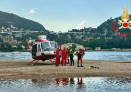 Ritrovato senza vita il corpo della bambina caduta nelle acque del lago di Como