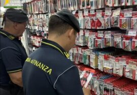 La Guardia di Finanza di Brescia sequestra 580 mila prodotti insicuri o contraffatti