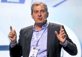 Milano, Mario Calabresi dà le dimissioni da Chora Media. Pronto a candidarsi a sindaco