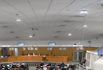 Ondata di maltempo sulla Lombardia, a Milano crolla parte del soffitto dell’aula bunker di San Vittore e viene rinviata l’udienza del processo “Hydra”