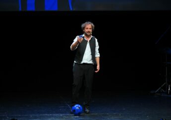 Milano, al Teatro Gerolamo Gianfelice Facchetti racconta la storia dell’Inter con lo spettacolo “Aperti al mondo”