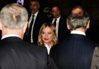 Meloni a Milano per la cena di gala della Fashion Week / Video