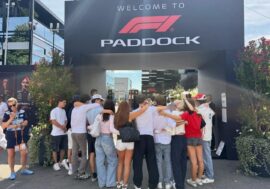 I giovani sopravvissuti di Crans Montana ospiti al Gran Premio di Monza