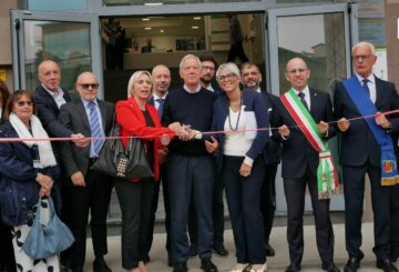 Sanità, tour dell’assessore Bertolaso per inaugurare nel Bergamasco Case e Ospedali di comunità