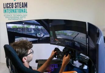 Il primo simulatore di guida entra in classe, da Monza il progetto pilota