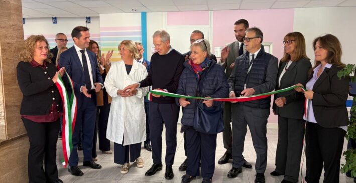 Sanità, nel Lodigiano l’assessore Bertolaso inaugura Neuropsichiatria Infantile, Casa e Ospedale di Comunità