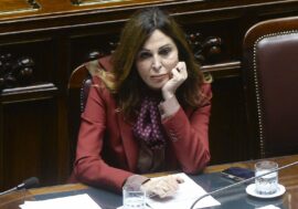 Santanchè, la Procura di Milano chiede il rinvio a giudizio per bancarotta fraudolenta e truffa ai danni dello Stato