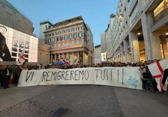 Tensioni a Milano alla manifestazione del centrodestra, schermaglie e urla per lo striscione “Vi remigreremo tutti”