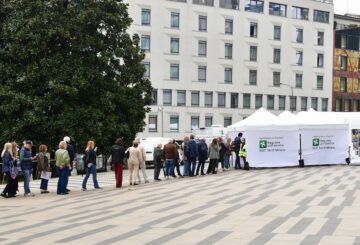 Campagna vaccinale a Palazzo Pirelli, ampia partecipazione anche alla seconda giornata