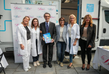 Ottobre Rosa, in piazza Città di Lombardia il camper di Salute Donna: prevenzione e diagnosi precoce fondamentali