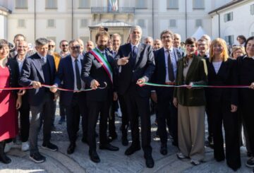 Inaugurata a Vimercate, con ingresso gratuito, la mostra dedicata a ‘La dama col liocorno’ di Raffaello