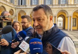 Milano, Salvini: “Se necessario i parà useranno Lince e droni”